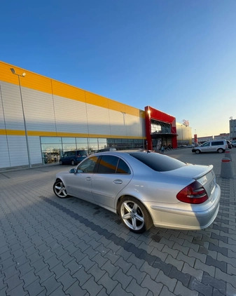 Mercedes-Benz Klasa E cena 33900 przebieg: 437900, rok produkcji 2004 z Lublin małe 352
